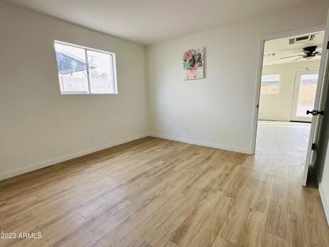 6143 N 35th Dr, Phoenix, AZ 85019 photo 10