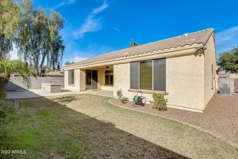 1381 E Bluebird Dr, Gilbert, AZ 85297 photo 4