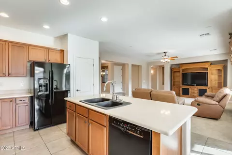 1381 E Bluebird Dr, Gilbert, AZ 85297 photo 18