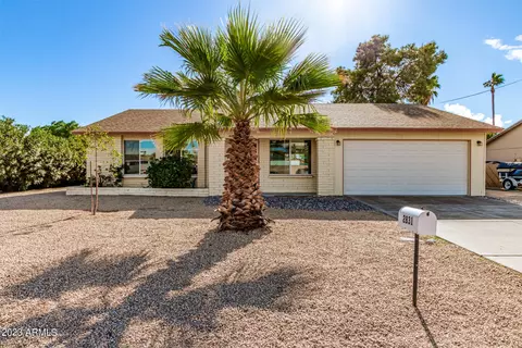 2831 W Grovers Ave, Phoenix, AZ 85053