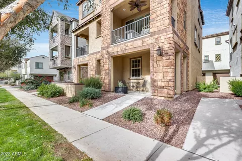 1673 E Dogwood Ln, Gilbert, AZ 85295
