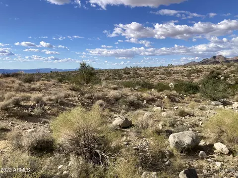 0 N Whispering Winds Dr #7, Yucca, AZ 86438