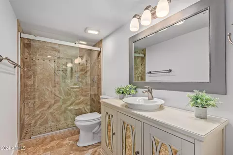 Bath - 2745 E Pegasus St, Gilbert, AZ 85234 photo 3 of 4