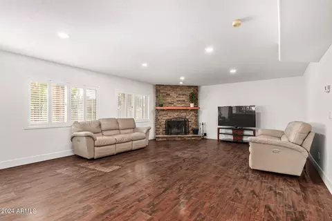 Living - 2745 E Pegasus St, Gilbert, AZ 85234 photo 5 of 6