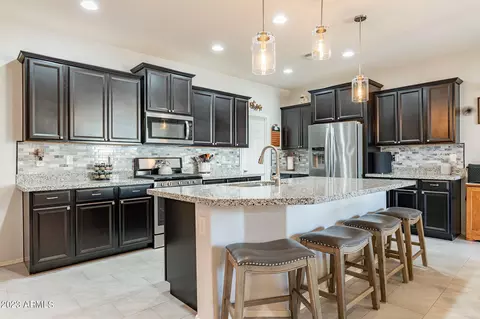 2020 W Aston Dr, San Tan Valley, AZ 85142