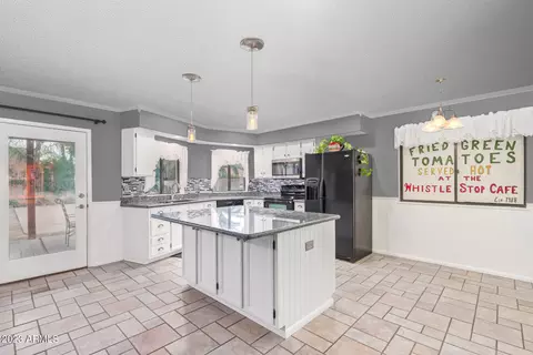 4611 E Aire Libre Ave, Phoenix, AZ 85032 photo 5