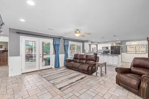 4611 E Aire Libre Ave, Phoenix, AZ 85032 photo 4