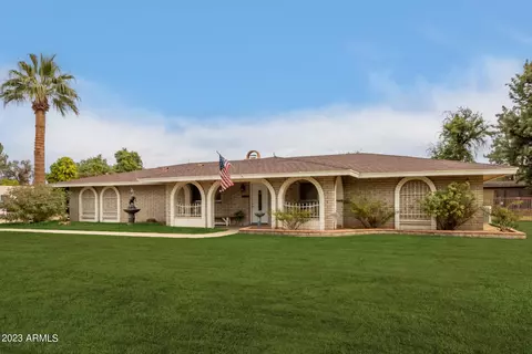 521 N 159th Pl, Gilbert, AZ 85234