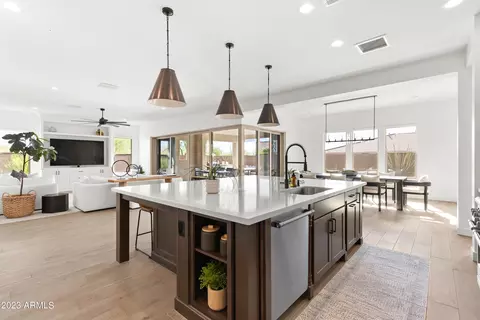 3013 E Herrera Dr, Phoenix, AZ 85050 photo 5