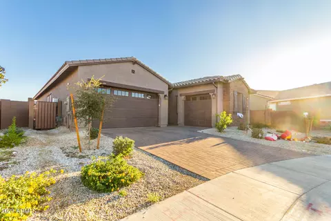 11129 W Parkway Dr, Tolleson, AZ 85353