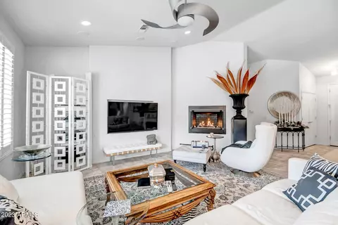 18140 N Timber Ridge Dr, Surprise, AZ 85374