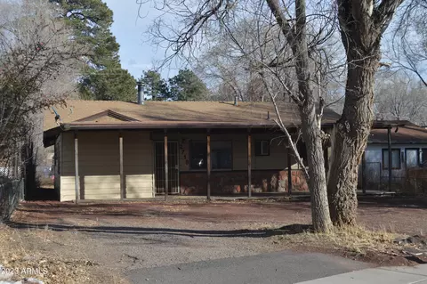 2718 N Rose St, Flagstaff, AZ 86004