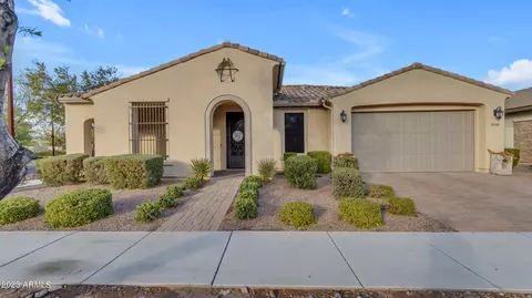 Exterior - 10246 E Tripoli Ave, Mesa, AZ 85212 photo 3 of 10