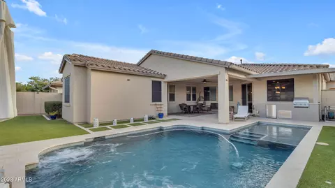 Exterior - 10246 E Tripoli Ave, Mesa, AZ 85212 photo 8 of 10