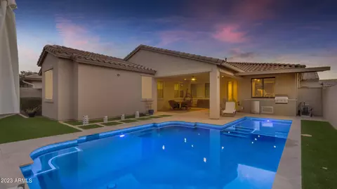 Exterior - 10246 E Tripoli Ave, Mesa, AZ 85212 photo 4 of 10