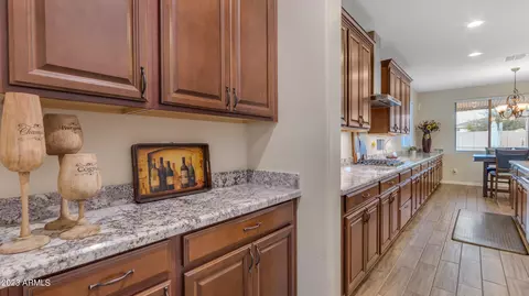 Kitchen - 10246 E Tripoli Ave, Mesa, AZ 85212 photo 5 of 6