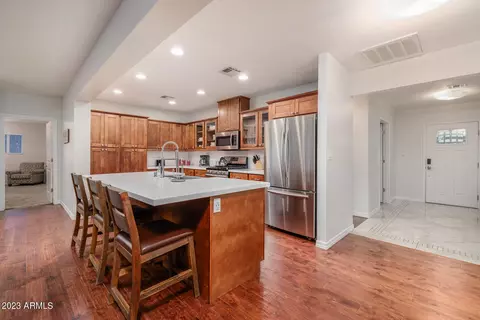 3401 N 35th St, Phoenix, AZ 85018 photo 5
