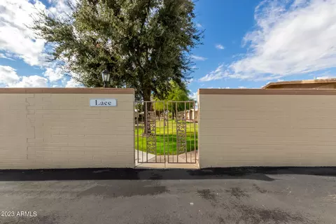 17623 N 99th Dr, Sun City, AZ 85373