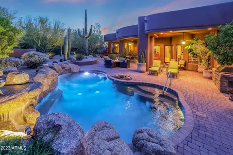 25525 N Wrangler Rd, Scottsdale, AZ 85255