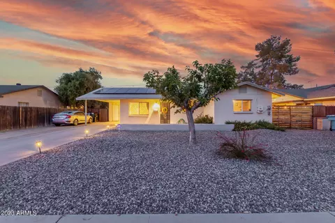 3240 E Delcoa Dr, Phoenix, AZ 85032 photo 2