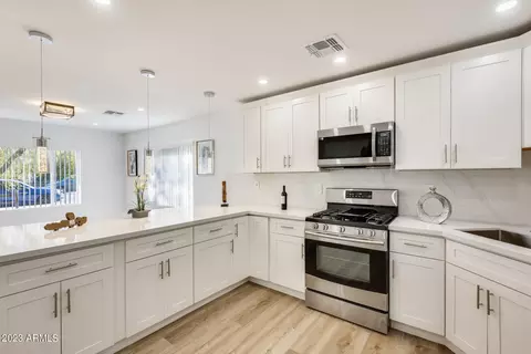 614 S Macdonald --, Mesa, AZ 85210 photo 13