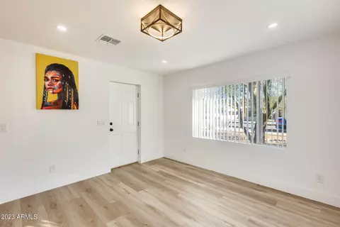 614 S Macdonald --, Mesa, AZ 85210 photo 9