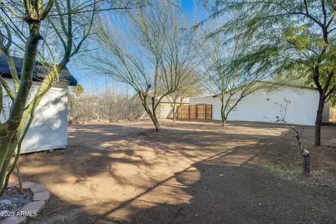 614 S Macdonald --, Mesa, AZ 85210 photo 5
