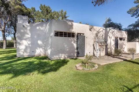930 S Dobson Rd #49, Mesa, AZ 85202