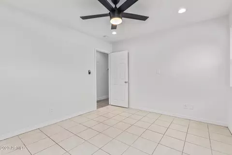 8736 W Earll Dr, Phoenix, AZ 85037 photo 22