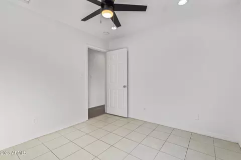 8736 W Earll Dr, Phoenix, AZ 85037 photo 24