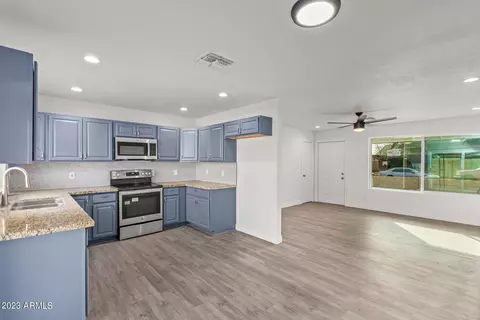 8736 W Earll Dr, Phoenix, AZ 85037 photo 12