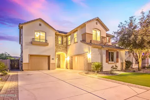 769 E Lovebird Ln, Gilbert, AZ 85297 photo 6