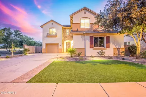 769 E Lovebird Ln, Gilbert, AZ 85297 photo 2