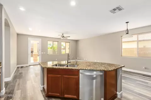 769 E Lovebird Ln, Gilbert, AZ 85297 photo 29