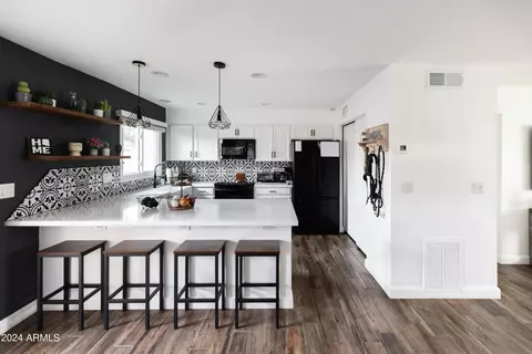 6849 E Osborn Rd #C, Scottsdale, AZ 85251