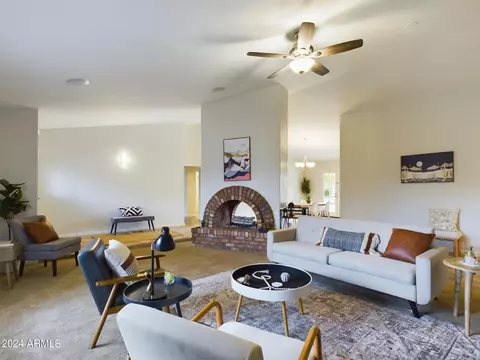 677 E Linda Ln, Gilbert, AZ 85234 photo 19