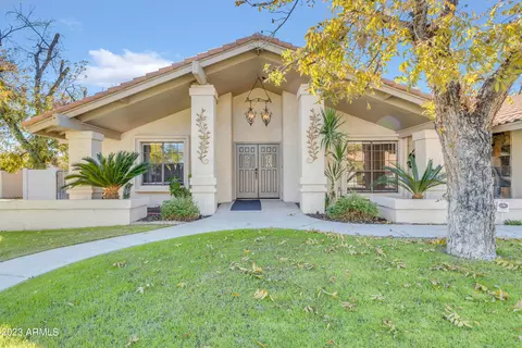 677 E Linda Ln, Gilbert, AZ 85234 photo 4