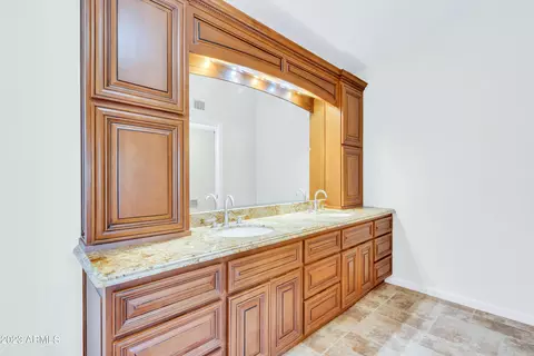 677 E Linda Ln, Gilbert, AZ 85234 photo 28