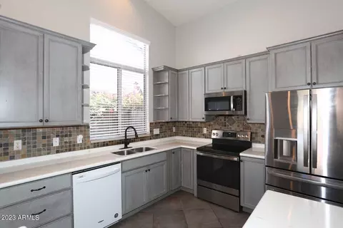 1738 E Marquette Dr, Gilbert, AZ 85234