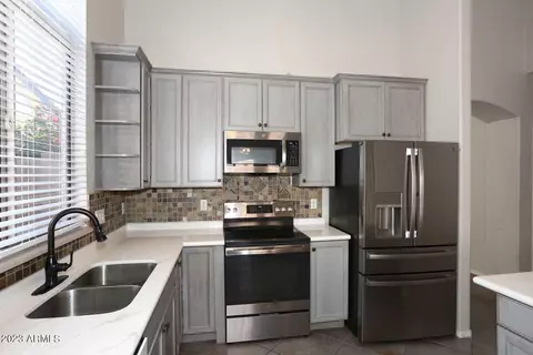 Kitchen - 1738 E Marquette Dr, Gilbert, AZ 85234 photo 3 of 5