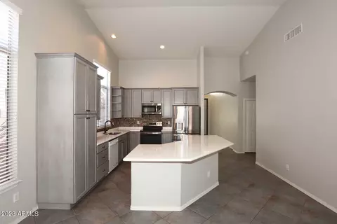 Kitchen - 1738 E Marquette Dr, Gilbert, AZ 85234 photo 4 of 5