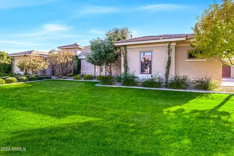 2645 E Warbler Rd, Gilbert, AZ 85297 photo 4