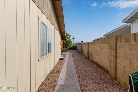 4454 E Coconino St, Phoenix, AZ 85044 photo 43