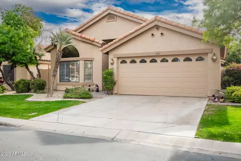 9453 W Taro Ln, Peoria, AZ 85382