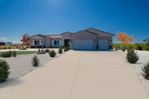 2832 W Sun Beam Ln, Queen Creek, AZ 85144