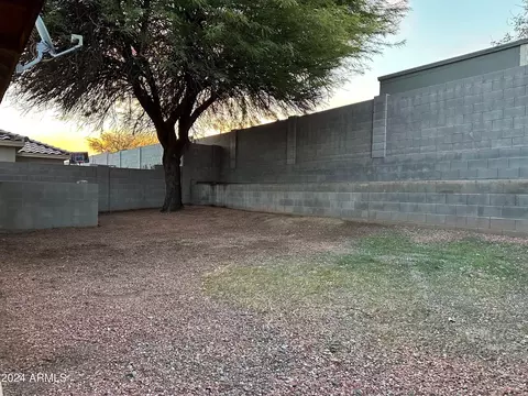 121 E Valley View Dr, Phoenix, AZ 85042 photo 10