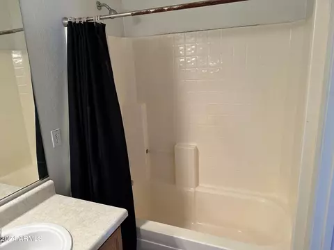 121 E Valley View Dr, Phoenix, AZ 85042 photo 5
