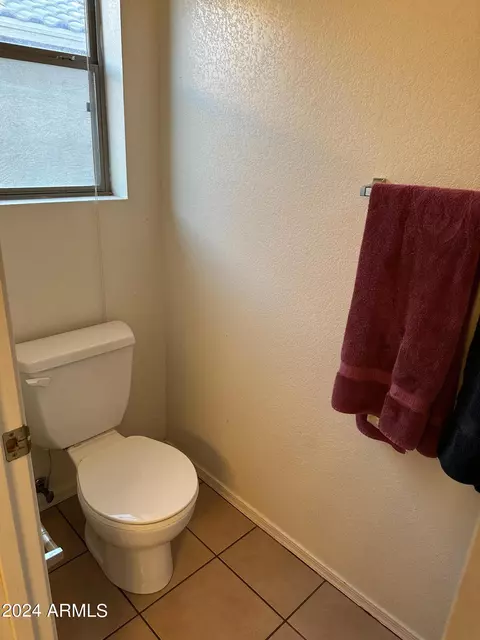 121 E Valley View Dr, Phoenix, AZ 85042 photo 6