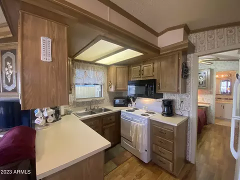 227 E Cholla Ln, Florence, AZ 85132 photo 10