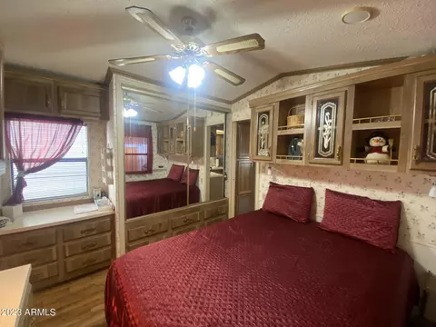 227 E Cholla Ln, Florence, AZ 85132 photo 4